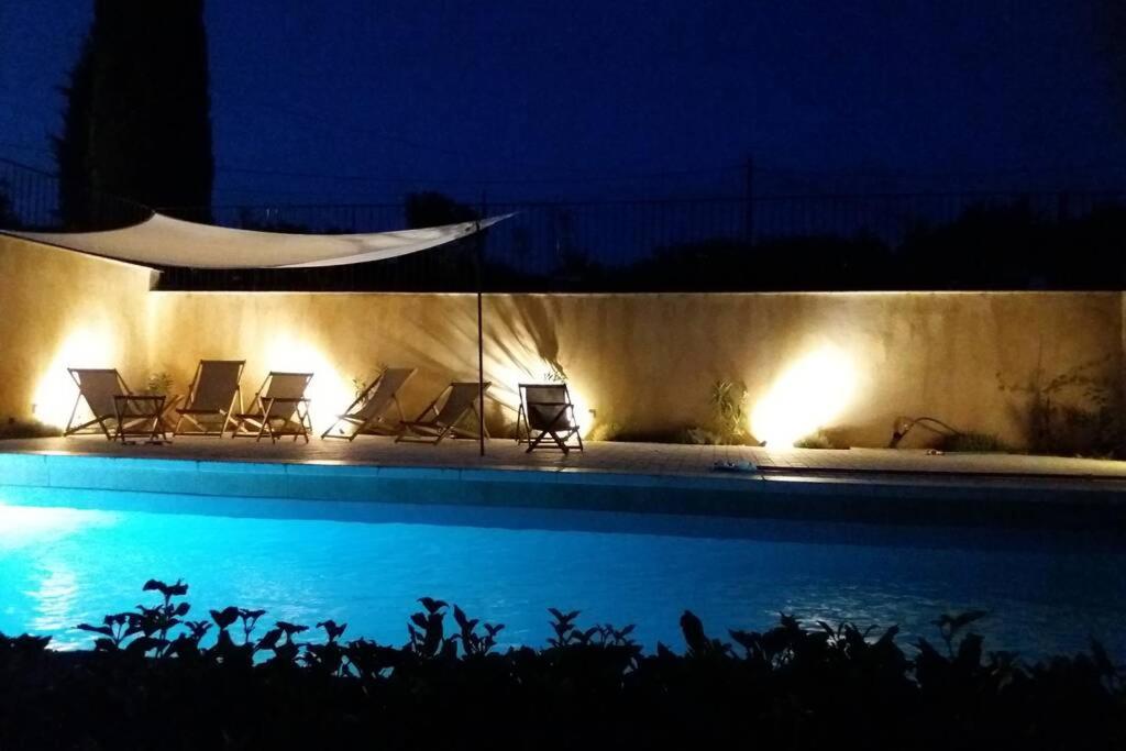 Villa Bastide Au Milieu Des Vignes Et Des Oliviers Aups Exterior foto