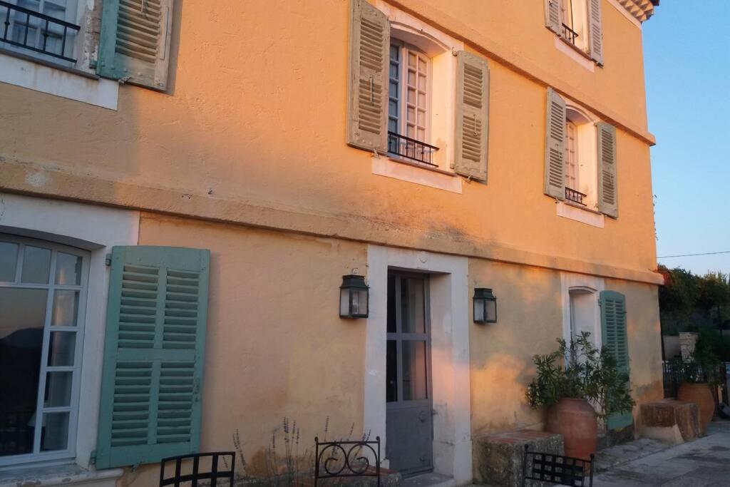 Villa Bastide Au Milieu Des Vignes Et Des Oliviers Aups Exterior foto
